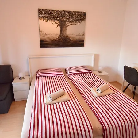 Holiday Home Banjole Vila *